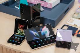 Yes, galaxy z fold3 5g supports certain s pens, for the first time on any samsung galaxy foldable device. Check Out What Makes The Samsung Galaxy Z Fold3 Tick In This Teardown