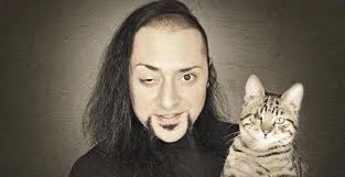 Hayko Cepkin With A Friend Kedi Hayvanlar Hayvan