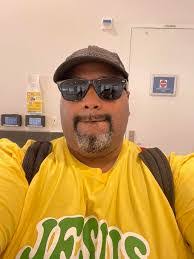 Larry Capers's Instagram, Twitter & Facebook