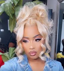 GREAT QUALITY!! Gardenia YK Straight 4PCS(22"24"26"+CL) Blush Theory Beauty  Supply Store Located in the East One Plaza Prince Charles next to  Starbucks. Open from 7:00AM to 10:00PM EVERYDAY!!