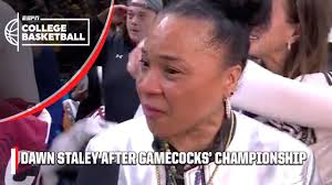 Dawn Staley emotional after SC Gamecocks complete PERFECT SEASON 🏆