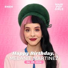 Happy 42nd Birthday Melanie Fiona.....(Born: July 4, 1983)😍😍😍 Melanie  Fiona Hallim is a Canadian singer and songwriter. She was born and raised  in Toronto, Ontario. She began her career in 2002 as