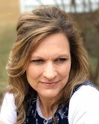 Angela Lynn's Instagram, Twitter & Facebook