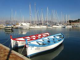 Fishing Village Of St Mandrier Hiking Holidays Toulon Ville Toulon Saint Raphael