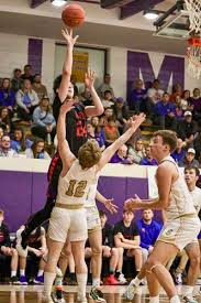 CONNOR IS CLUTCH : Southwestern upsets Somerset via last-second layup