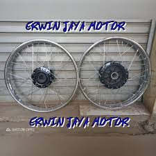 Oct 26, 2017 · dan ukuran pelek yang dicetak tebal adalah ukuran yang paling dianjurkan. Velk Velg Standar Jari Jari Rx King Ring 17 Yamaha Rx King Original Shopee Indonesia