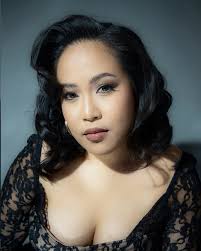 I wonder whose birthday it is… 😏🎉 Woot! Woot! Hair by @jonaxlucas 📸  @neorivera 📍 @magnifymnl