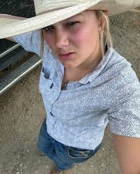 Tegan Robinson🪶 (@tegan_aleece) • Instagram photos and videos