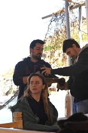 De luni pana vineri, ora 13:45 la pro tv. Pro Tv Ece Uslu Actrita Principala Din Serialul Trandafirul Negru Vorbeste Despre Cele Doua Lumi Intre Care Se Zbate Tucia