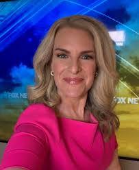 Julie Thrower's Instagram, Twitter & Facebook