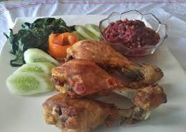 Paha ayam•tepung terigu•bawang putih haluskan. Resep Paha Ayam Goreng Bumbu Ungkep Oleh Hany Ummu Utsman Cookpad