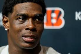 Bengals CB Cam Taylor-Britt is back with wild bulletin-board material