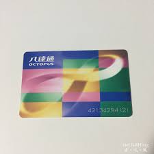 八達通根據儲值支付工具牌照營運，提供多元化的線下及線上八達通支付服務，以配合客戶不同的支付需要。 使用八達通銀包內的結餘或透過轉數快，為自己、親友及家傭增值八達通卡(包括iphone或apple watch內的八達通及smart octopus in samsung pay)，無須接觸現金。 äº¤é€š é¦™æ¸¯ åœ°éµ æ·é‹äº¤é€šè³‡è¨Š æ›´æ–° 2018 Go Jiakhong åŽ» åƒ é¢¨