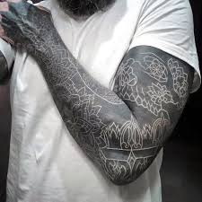 Black And White Ink Tattoos 42 Black And White Tattoos Anyone Can Fall In Love With Black White Tattoos White Over Black Tattoo Black Tattoo Cover Up