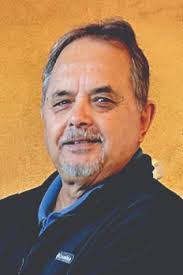 Karina Lechuga's Instagram, Twitter & Facebook