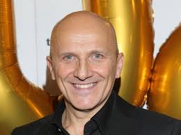 Robert Rozmus da koncert w Kielcach. W Wojewódzkim Domu Kultury zaśpiewa o  miłości