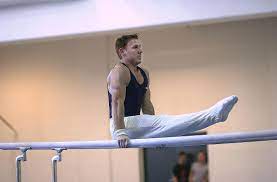 Vendita online di parallela femminile asimmetrica e parallela maschile per svolgimento di esercizi di ginnastica artistica. Parallele Simmetriche Wikipedia