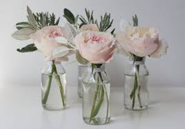 Good Size For Small Poseur Table Arrangements X4 But With Purple Flowers Flower Centerpieces Wedding Table Arrangements Wedding Small Flower Arrangements