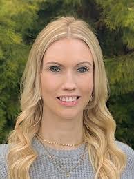 Nicole Peterson's Instagram, Twitter & Facebook