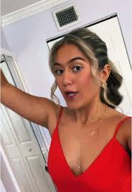 Victoria Tedeschi's Instagram, Twitter & Facebook