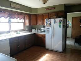 Not long after arriving in new zealand, we toyed with the idea of purchasing a home. Help Outdated Kitchen Cupboards Wall Paint Color Problem