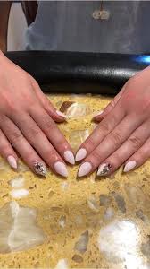 Medical grade adhesive ensures a good stickyfix, let them set and enjoy your mani for up to a week (even longer with a top coat) details: Gold Tip Nails Reviews Facebook