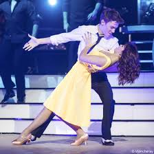 #dalsfamily des pas de danses dignes d'une finaliste de danse avec les stars et ils ont provoqué une réaction. Danse Avec Les Stars La Tournee S08 Danses Avec La Plume L Actualite De La Danse