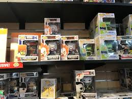 Gurnee mills is a shopping mall and outlet mall in gurnee, illinois, a northern suburb of chicago near waukegan. Us Il If Anyone S Looking For Fye Pennywise W Teeth Gurnee Mills Mall Has About 6 Left Was Pleasantly Surprised To Find Them Here Funkopop