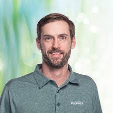 Aaron Bovee's Instagram, Twitter & Facebook