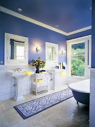 Explore our 17 beautiful teal bathroom ideas with many photos for inspiration, and maybe you will find something that you will want to recreate in your who doesn't know, teal color is a shade between blue and dark green. More Space In Small Bathrooms Myhomeideas Com Yellow Bathrooms Blue Interior Design Royal Blue Bathrooms