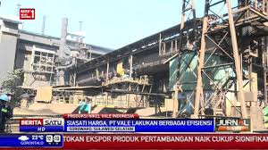 Aku mulai bergerak turun naik menyusuri batangnya yang besar panjang dan teramat keras itu. Produksi Pt Daiho Indonesia