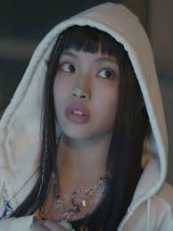 Tarzzan New Jeans Mv