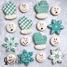40 Cute And Easy Diy Christmas Cookies You Need To Copy For The Coming Holiday Page 23 Of 40 Women Fashion Lifestyle Blog Shinecoco Com In 2020 Christmas Sugar Cookies