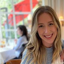 Jessica Hodgson's Instagram, Twitter & Facebook