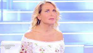 Barbara d'urso barbara d'urso, nome d'arte di maria carmela d'urso (napoli, 7 maggio 1957), è una conduttrice televisiva e attrice italiana. Tommaso Zorzi Offende Un Opinionista Di Barbara D Urso La Reazione Della Conduttrice Biccy It