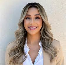 Jocelyn Avila's Instagram, Twitter & Facebook