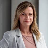 Angela Hruby's Instagram, Twitter & Facebook