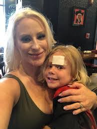 Jessica Lukens's Instagram, Twitter & Facebook