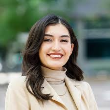 Dulce Vasquez's Instagram, Twitter & Facebook