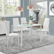 Individuelle größe 8 holzarten zur auswahl ausziehtisch oder mit.je nach größe und ausführung eignet sich ein esszimmertisch mit 4 beinen sowohl für kleine haushalte als auch großfamilien. Esstisch Mit 4 Stuhlen Weiss Kuchentisch Esszimmertisch Glas Tisch Ebay