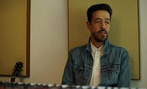 Escucha A Meme Cafe Tacvba Versionar A Zoe Con Azul