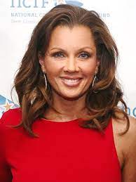 Sholderlength Vanessawilliams African American Hairstyles Widow S Peak Hair Styles
