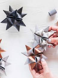 Sterne Basteln 4 Anleitungen Zu Weihnachten Otto Sterne Basteln Sterne Basteln Fur Weihnachten Sterne Basteln Origami