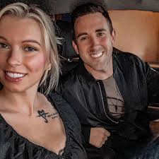 Kendra Root's Instagram, Twitter & Facebook