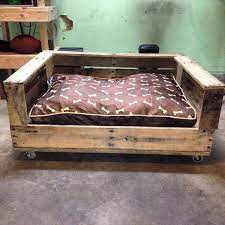 We are here to share with you some instructions and tips to do it easily. Build A Raised Pallet Dog Bed 101 Pallets