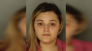 Upper-level" drug dealer wanted by police after 2,000 bags of heroin seized