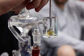 They are also nice pieces for extending your joints so when you dab the heat doesn't break yo. A Beginner S Guide To Glass Attachments Weedmaps