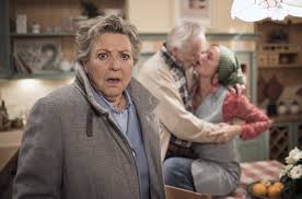 Toter benny beimer kommt zurück. Lindenstrasse Die Geister Die Helga Riefen Tv Episode 2020 Imdb