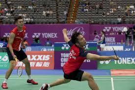 台灣男雙組合王齊麟和李洋31日在世界羽球巡迴賽年終 賽擊敗印尼老將組合阿山和蘇堤萬拿下冠軍。圖為兩人 賽後拿著獎牌合照。 （泰國羽球協會提供） 中央社記者呂欣憓曼谷傳真 110年1月31日 （中央社記者呂欣憓曼谷31日專電）台灣羽球男雙組合王齊麟和李洋今天在世界羽球巡迴賽年終賽擊敗. ç¾½çƒå¹´çµ‚è³½äºŒé€£å‹çŽ‹é½ŠéºŸæŽæ´‹æœ‰æœ›æŒºé€²å››å¼· æ–°èž Rti ä¸­å¤®å»£æ'­é›»è‡º
