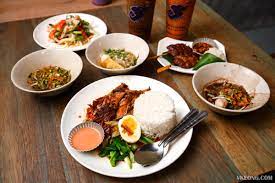 Tripadvisor'da 1 mont' kiara yakınlarındaki restoranlar: Thailicious Boat Noodle Thai Street Food Solaris Mont Kiara